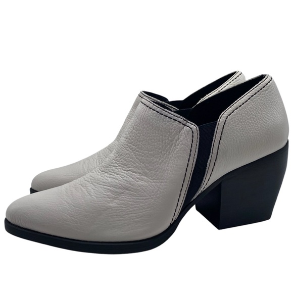 Naturalizer Womens Shoes Femma Booties Sz 9 White Leather Heeled Ankle Comfort - Picture 2 of 12